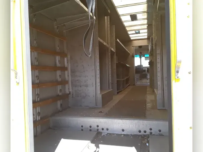 2017 FRTLR CUSTOM CHASSIS CORP MT-55 WALK-IN
