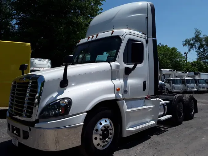 2018 FREIGHTLINER/MERCEDES CASCADIA 1250cb65852473b8641b62025af9a75c150