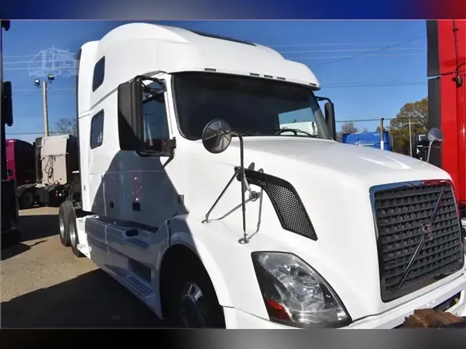 2012 VOLVO VNL64T7800cb8bba9837598925bd7f4e22460a715