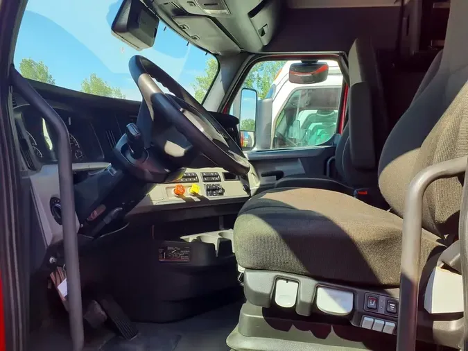 2022 FREIGHTLINER/MERCEDES NEW CASCADIA PX126640cb983753a41c34cbac4d7d1838db754