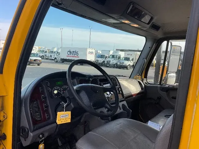 2018 Freightliner M2