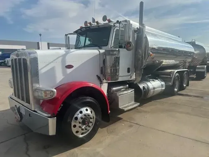 2016 Peterbilt 389