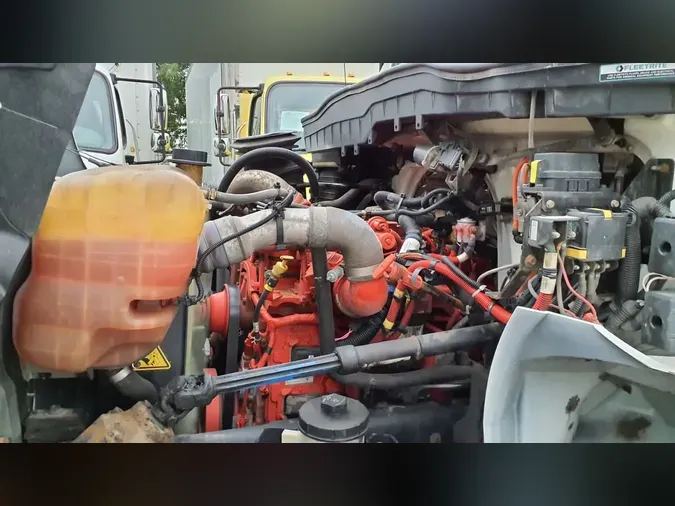 2020 NAVISTAR INTERNATIONAL MV607 (4X2)