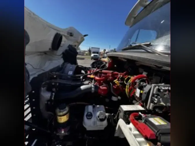 2019 FREIGHTLINER M2 1060cc075c0385a172f57803efc800c6abb