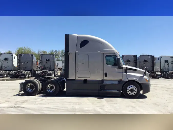 2021 Freightliner Cascadia