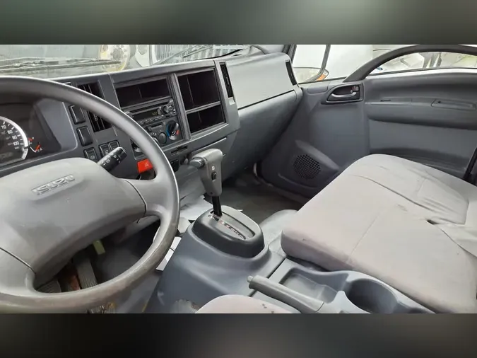 2019 ISUZU NPR