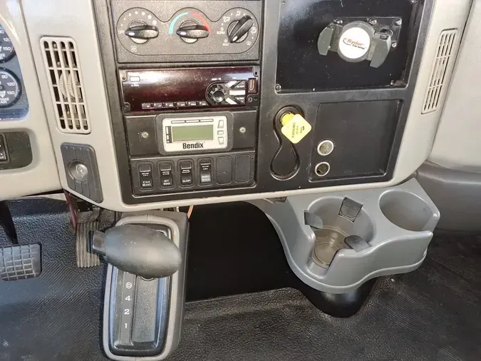 2019 NAVISTAR INTERNATIONAL 4300