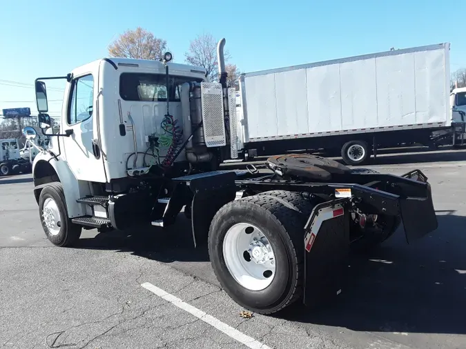 2017 FREIGHTLINER/MERCEDES M2 106