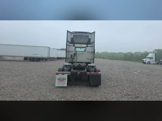 2020 Volvo VNL3000cd87756b3205a58230c98d9d603c369