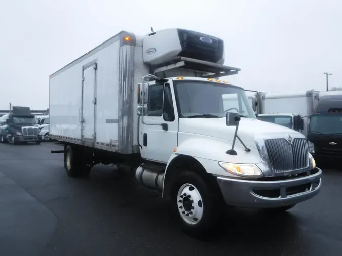 2017 NAVISTAR INTERNATIONAL 4300