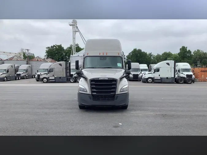 2024 Freightliner Cascadia 1260ce47ced7aa2b56ce8620f941078a7ca