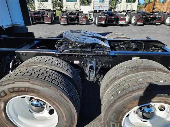 2023 KENWORTH T680