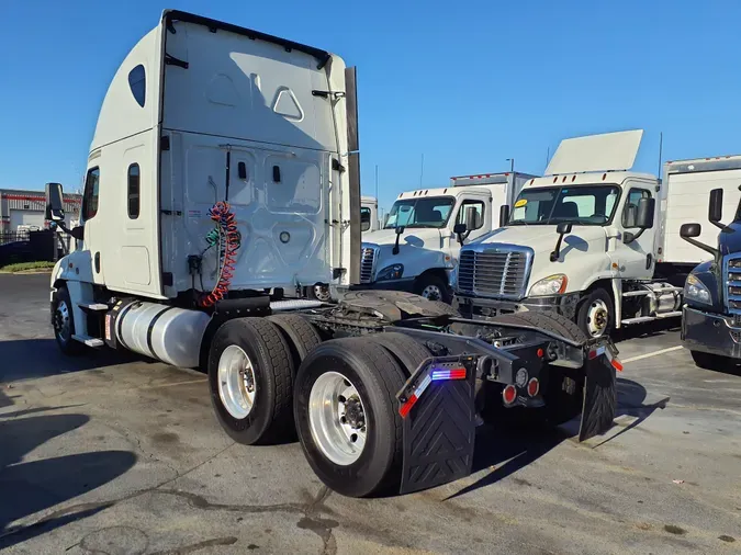 2019 FREIGHTLINER/MERCEDES CASCADIA 125