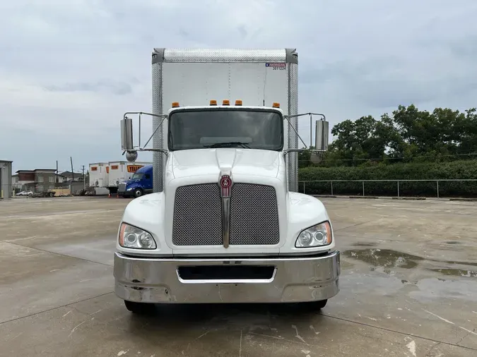 2019 Kenworth T270