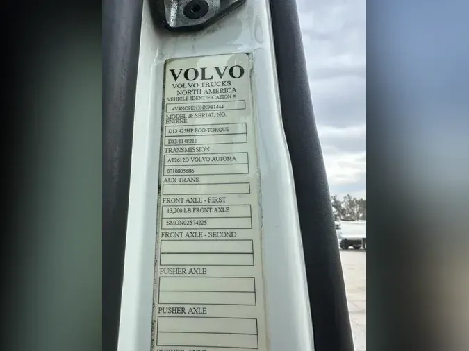 2017 Volvo VNL3000cf3d96e26812d78dba8402449694e47