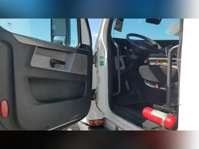 2020 Freightliner Cascadia