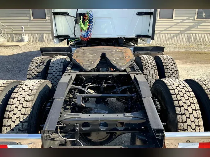 2023 INT LT625 6x4