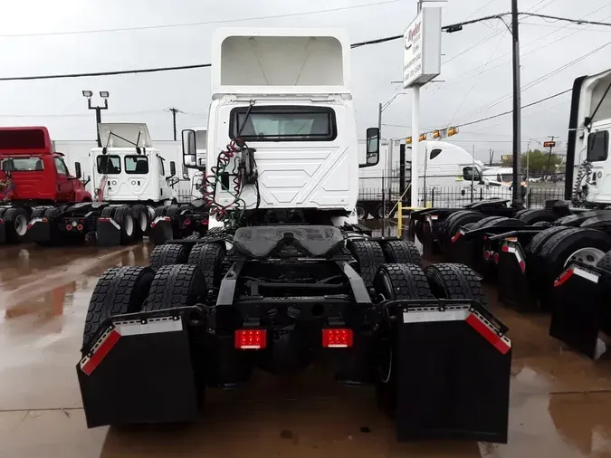 2018 NAVISTAR INTERNATIONAL RH613 DAYCAB T/A0d0180194e605daaa6ac2b178249a305