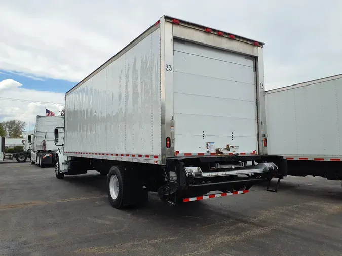 2017 FREIGHTLINER/MERCEDES M2 106