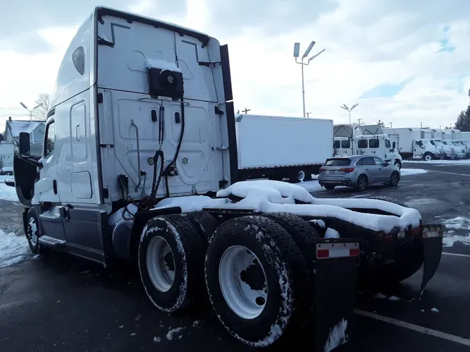 2019 FREIGHTLINER/MERCEDES CASCADIA