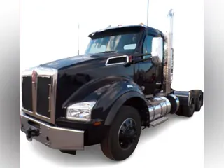 2026 Kenworth T880
