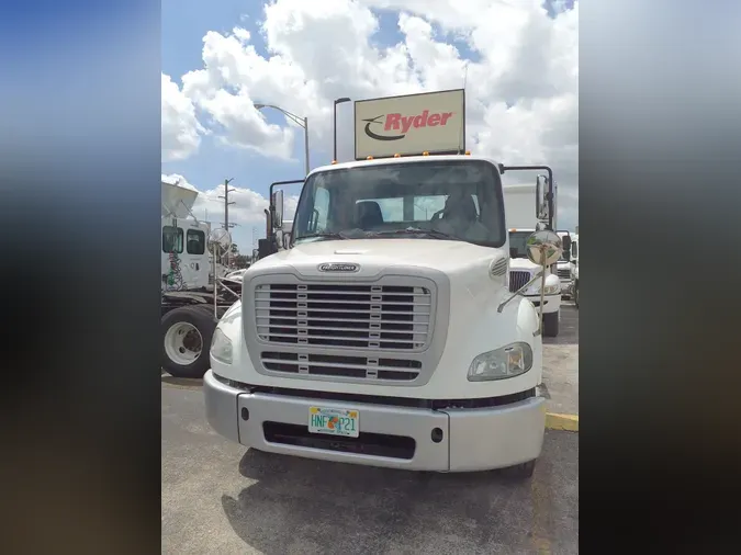 2018 FREIGHTLINER M2-112