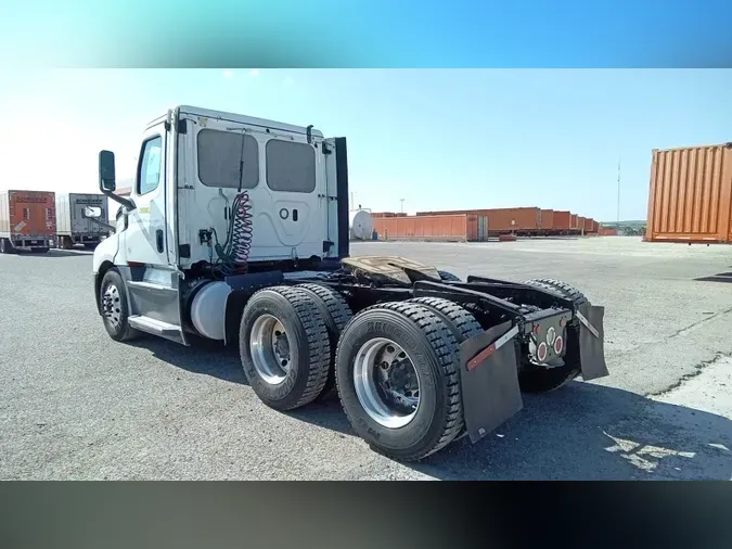 2019 Freightliner Cascadia 1260d0d6978668908df75d5bdd68c9ecbfd