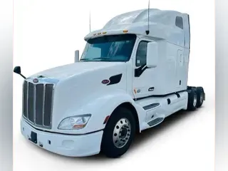 2022 Peterbilt 579