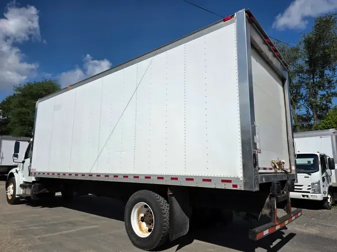 2019 FREIGHTLINER M2 106