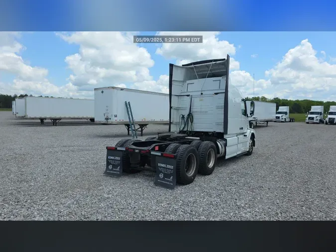2018 Volvo VNL 740
