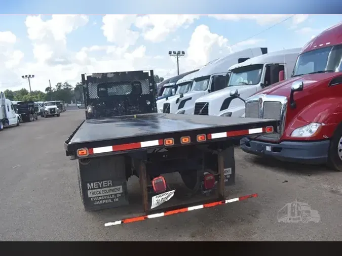 2010 INTERNATIONAL DURASTAR 4300
