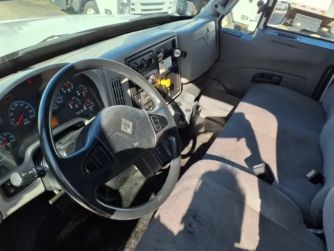 2019 NAVISTAR INTERNATIONAL 4300