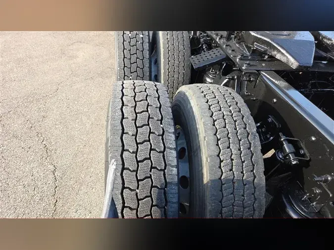 2022 INTERNATIONAL LT