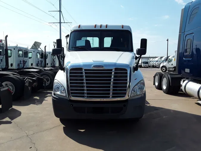 2018 FREIGHTLINER/MERCEDES CASCADIA 125