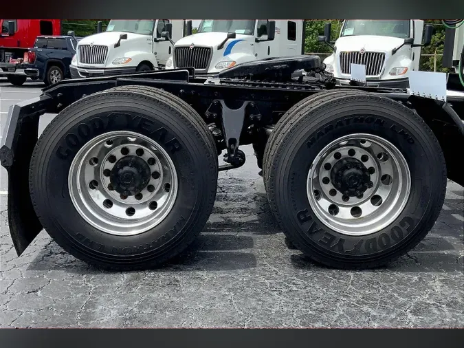 2021 INT LT625 6x4