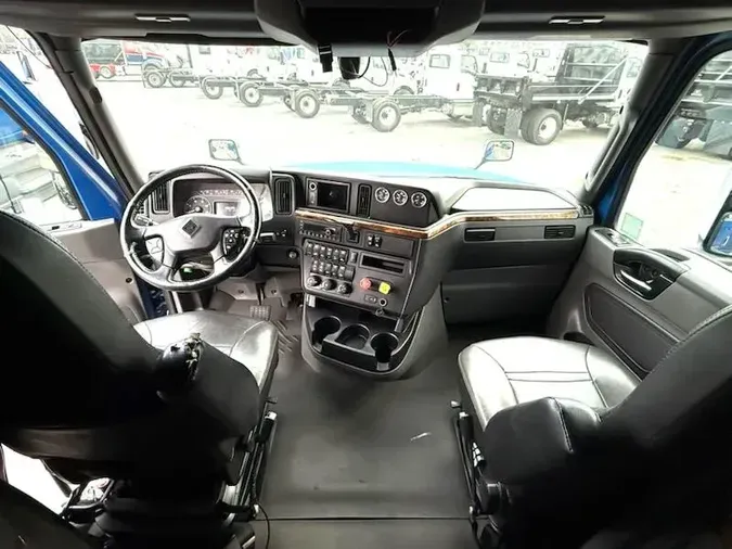 2021 International LT625