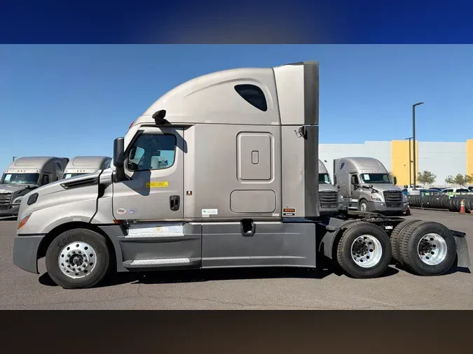 2025 Freightliner Cascadia 1260d20228b6403d2f924d6368239029f00