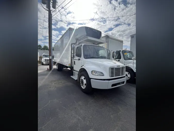 2017 FREIGHTLINER/MERCEDES M2 106