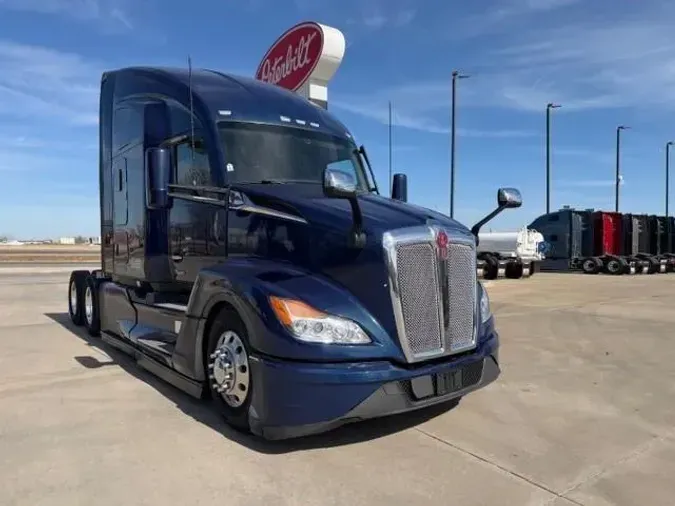 2023 Kenworth T680