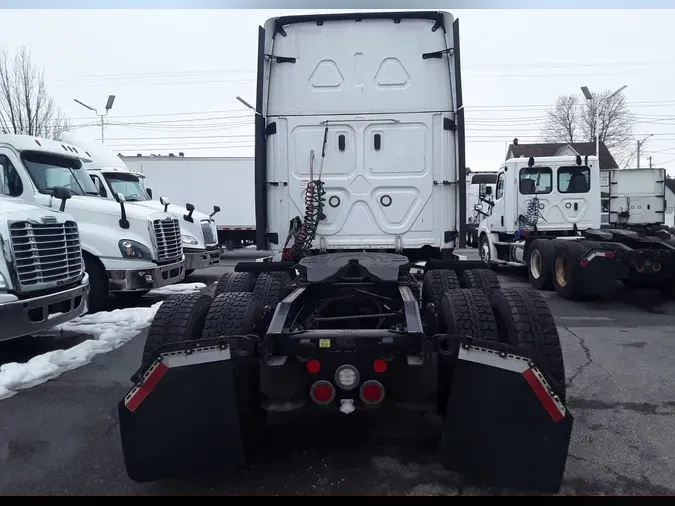 2021 FREIGHTLINER/MERCEDES NEW CASCADIA PX126640d24284a5e7a4d519e92b1fa3526496f