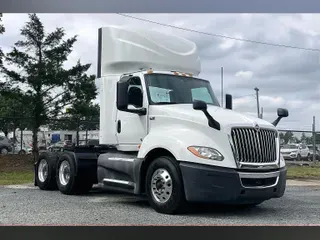 2021 INT LT625 6x4