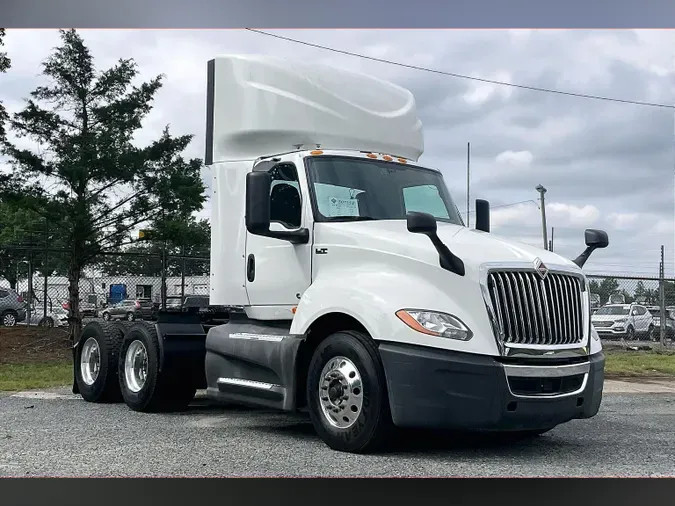 2021 INT LT625 6x40d243c6a68a199410a8c52075ef843f2