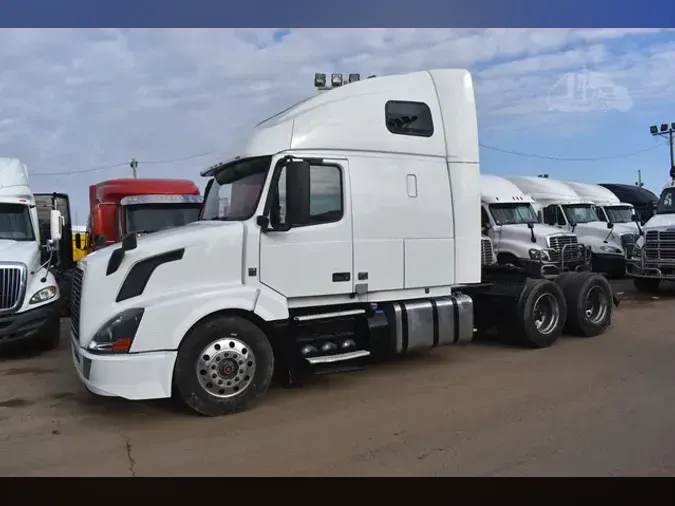 2017 VOLVO VNL64T6700d250d1c7c081456f215ce9a45ae5051