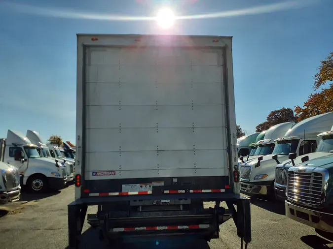 2019 FREIGHTLINER/MERCEDES M2 106