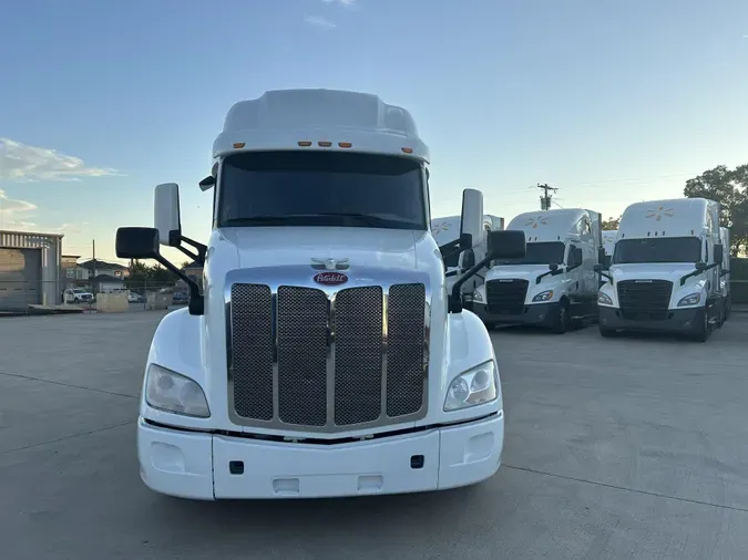 2022 Peterbilt 579