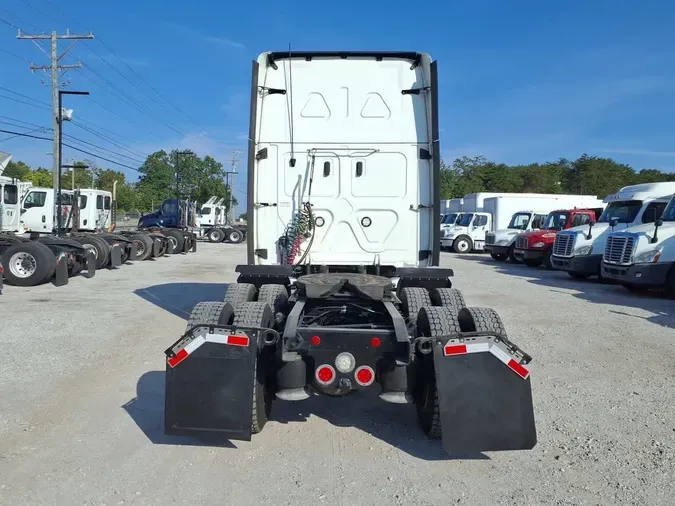 2020 FREIGHTLINER CASCADIA 125