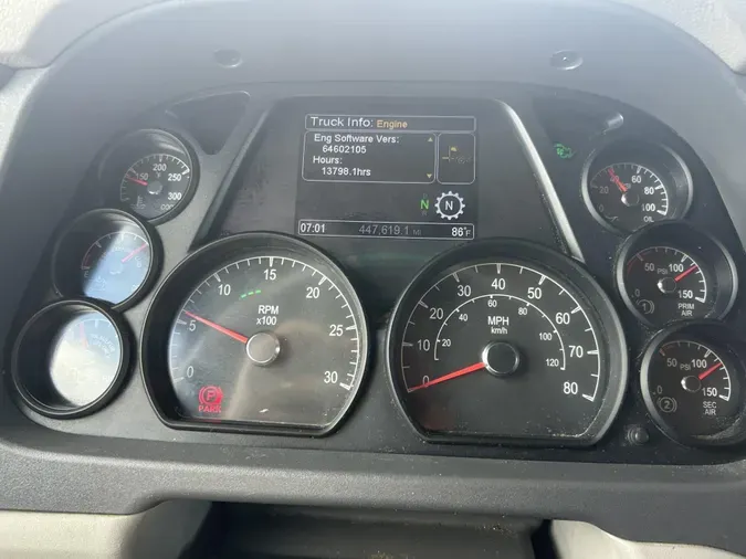 2022 Peterbilt 579