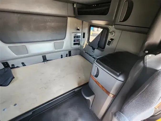 2022 INTERNATIONAL LT625
