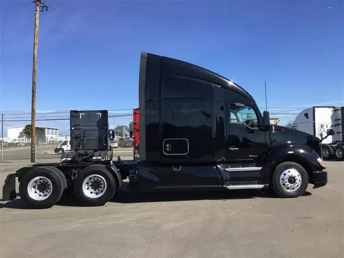 2021 KENWORTH T680