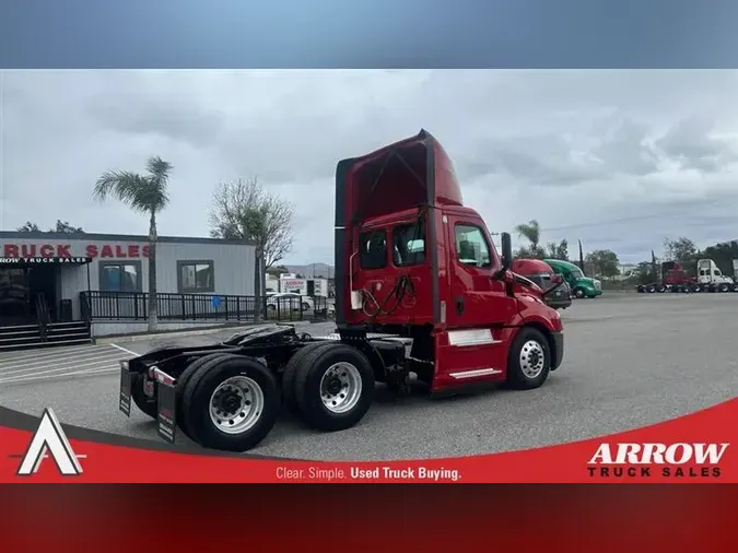 2020 FREIGHTLINER CA126